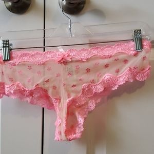NWT Victoria's Secret Cheeky Panties